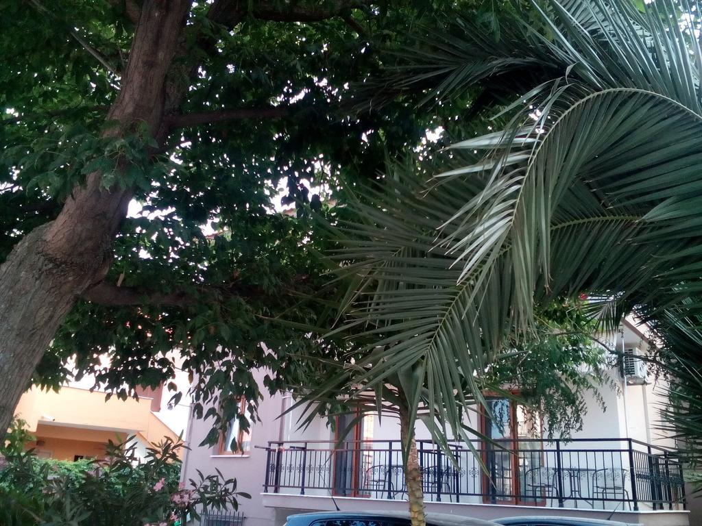 Klimis Rooms & Apartments Потос Екстериор снимка