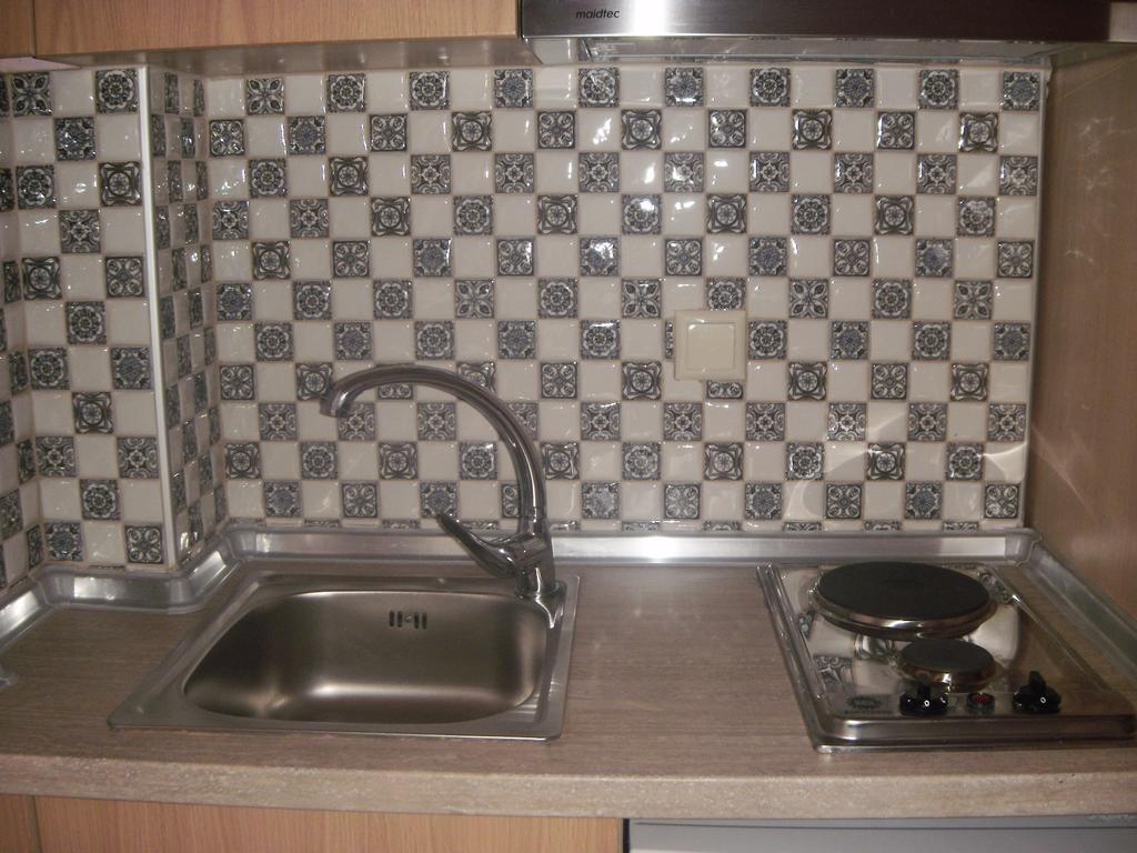 Klimis Rooms & Apartments Потос Стая снимка